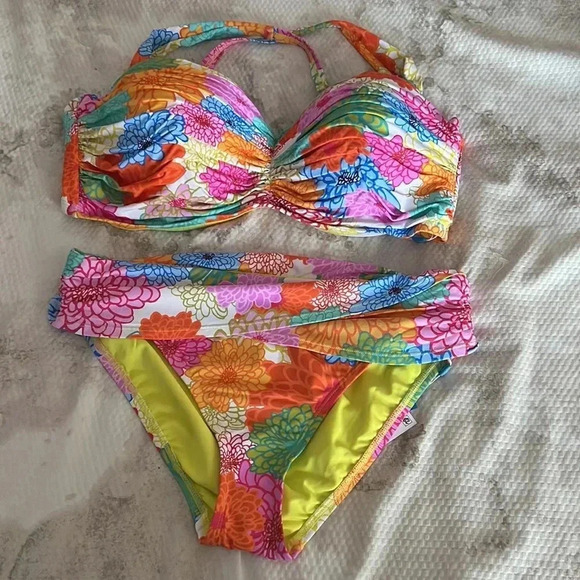 Bleu Rod Beattie Fresh Picks Bikini Top and Bikini Bottom - Picture 9 of 16